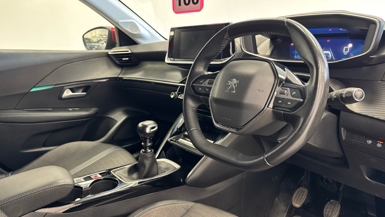 Peugeot 208 1.2 PureTech 100 Allure 5dr Petrol Hatchback